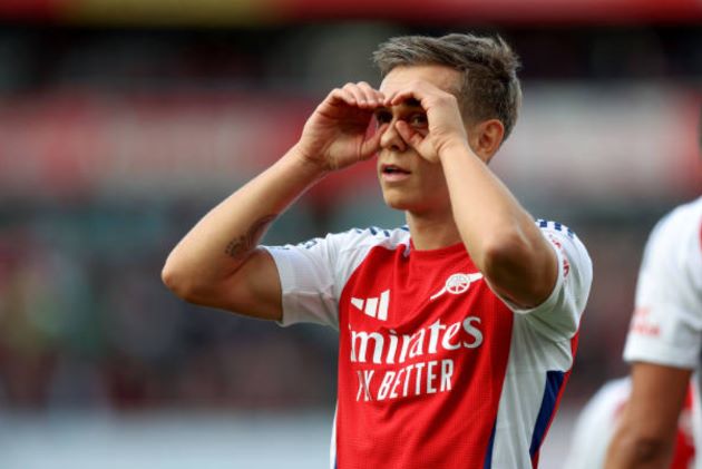 Leandro Trossard – 9: Trossard chắc chắn sẽ là cái tên gây nhiều tiếng vang nhất sau trận đấu này. 1 bàn thắng trong hiệp 1 cùng 1 pha dứt điểm khiến tiền vệ Wilfred Ndidi phản lưới đã khép lại ngày thi đấu hoàn hảo nơi ngôi sao người Bỉ.